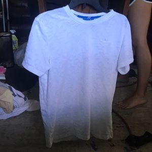 Adidas shirt size medium!!